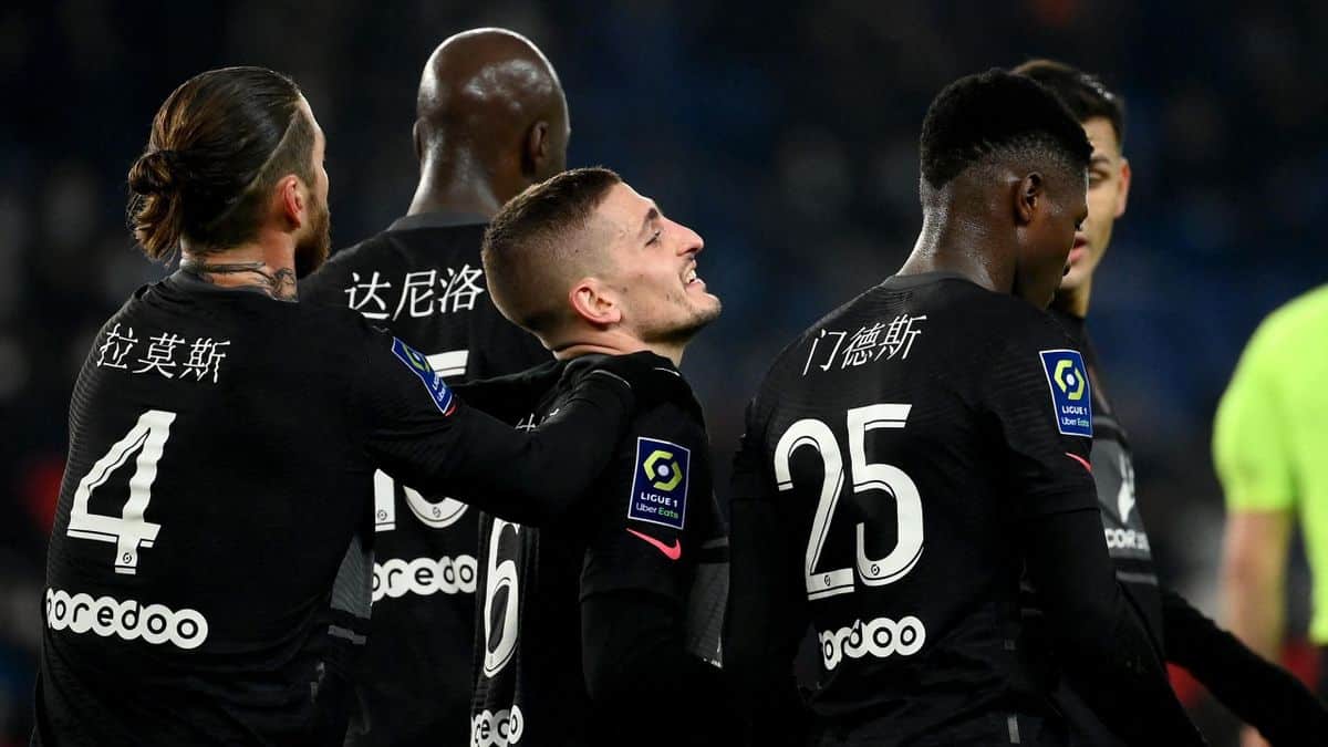 Nouvelle polémique au PSG, un joueur pète les plombs face à un journaliste