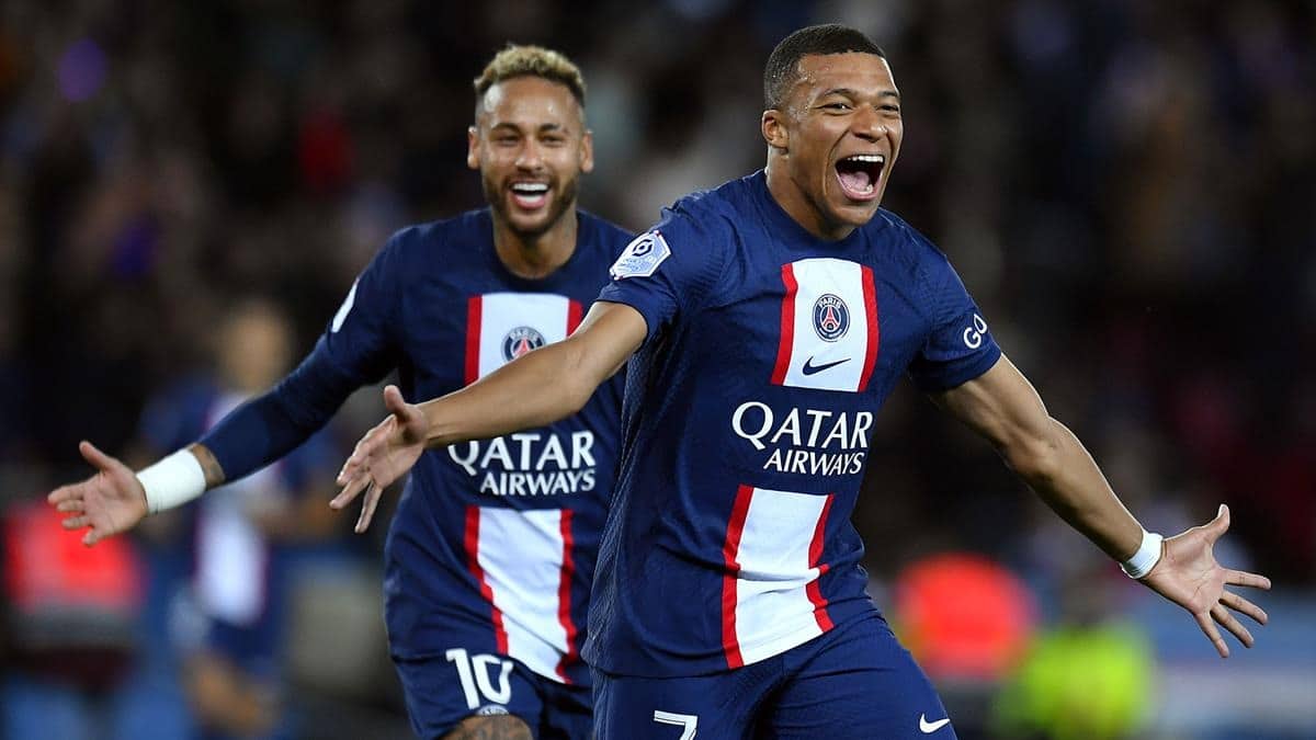Ligue 1 : Mbappé et Neymar s’enflamment après le 11e sacre du PSG !