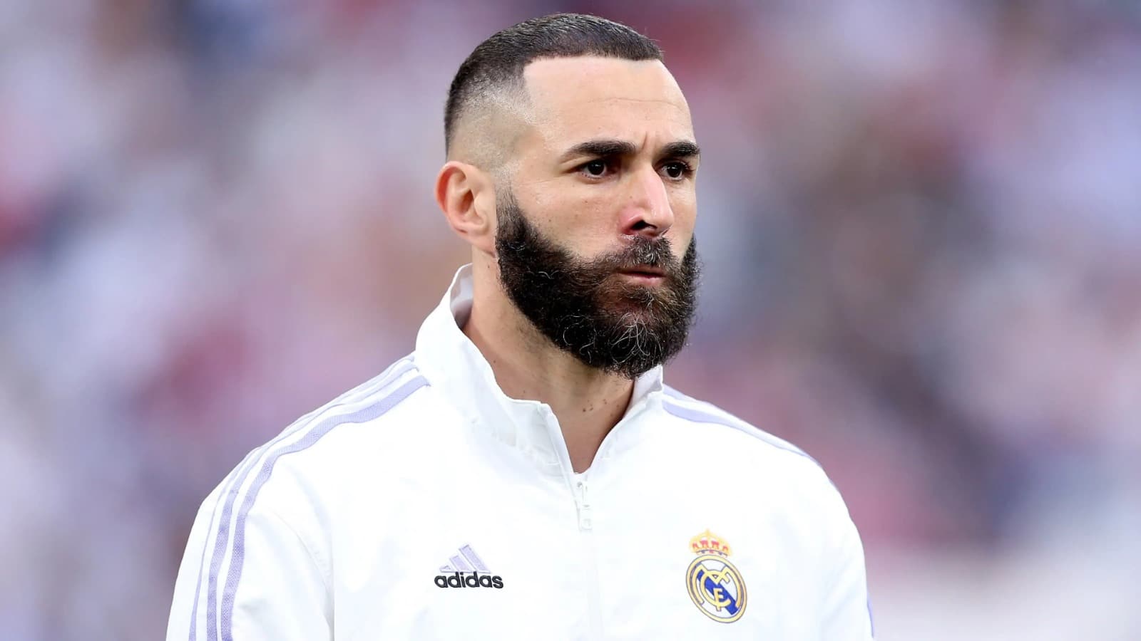 Très attendu sur son avenir, Benzema réagit avec un message mystérieux : « Le résultat est.. »