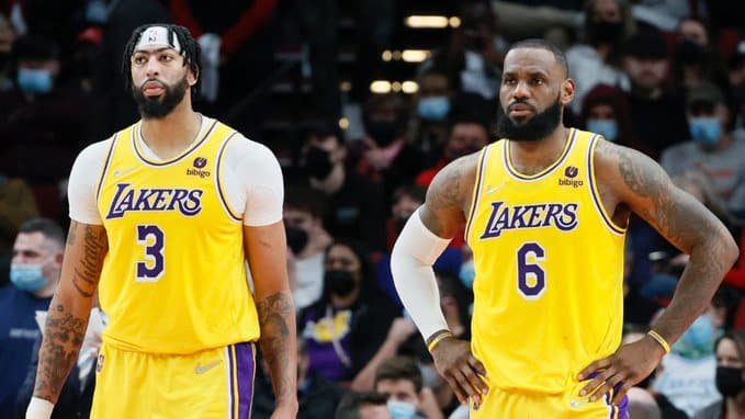 NBA – Lakers : Blessure de LeBron et lourde défaite, grosse panique à bord