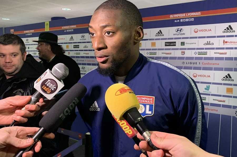 Karl Toko Ekambi tacle violemment les supporters lyonnais, « Les fous en tribunes, je ne les écoute pas »