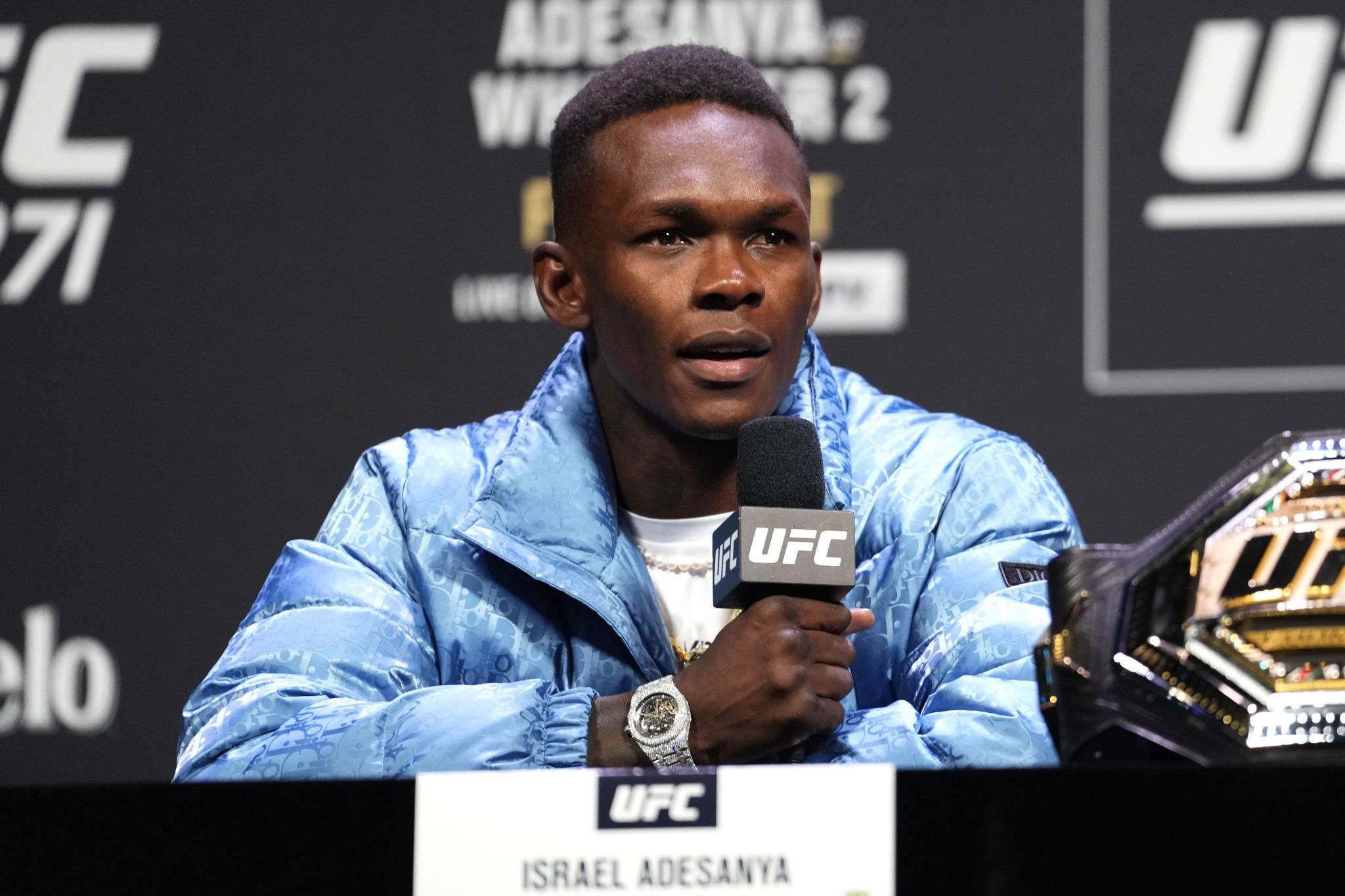 UFC : Adesanya désigne son meilleur striker entre Gane et Pereira