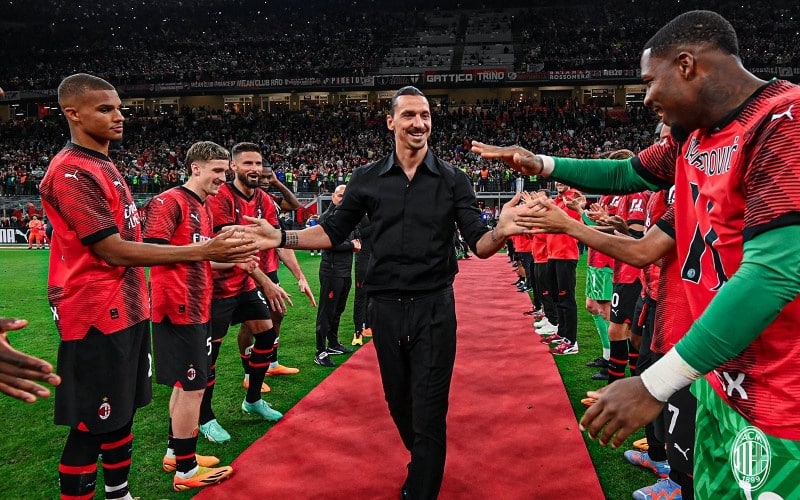 Milan AC (vidéo): Les larmes de Zlatan Ibrahimovic au moment d’annoncer sa retraite