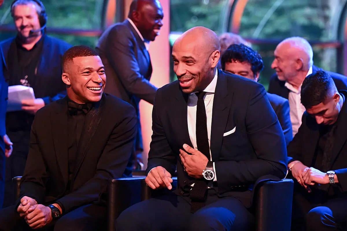 Thierry Henry brise le silence, Il ne trouve pas de poste d’entraîneur parce qu’il est noir