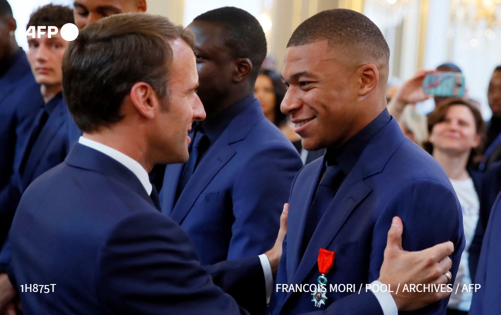 Le clan Macron change d’avis sur Mbappé, une tendance prend forme !