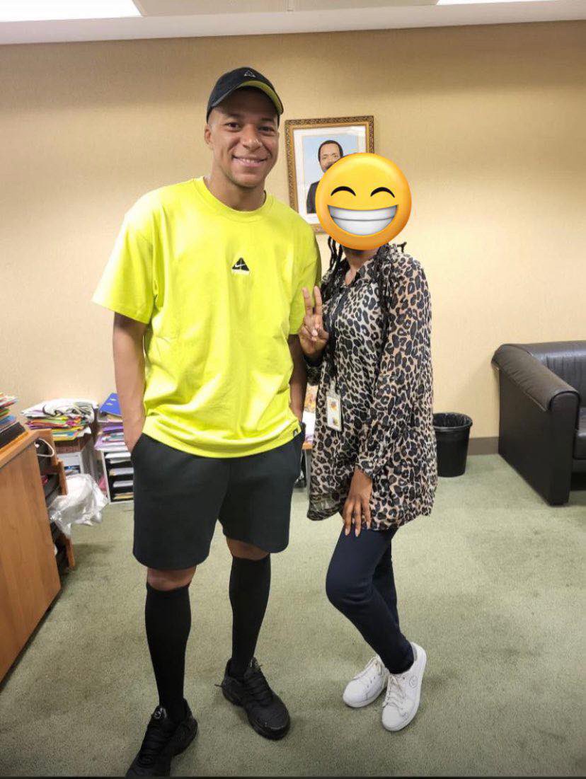 Kylian Mbappé arrive au Cameroun 
