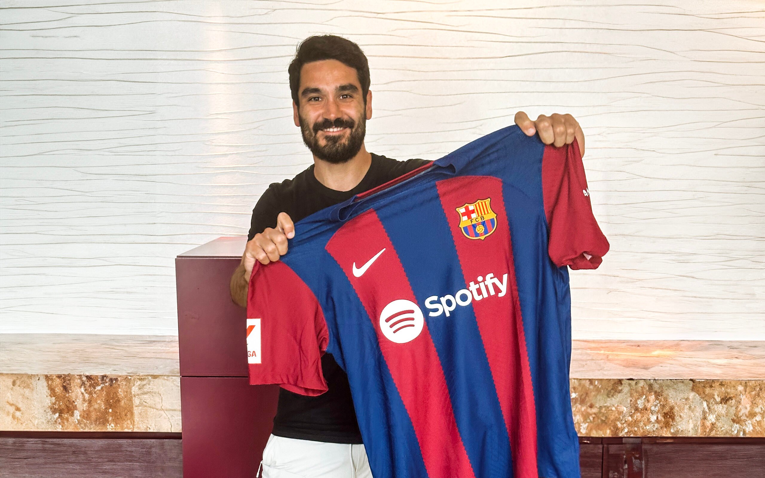 Clause Gundogan Barça