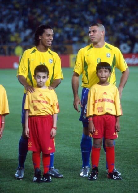 Ronaldinho couronne le roi indétrônable du Joga Bonito : «Il a changé le football» 2 Downloader.la 6484879bcc531