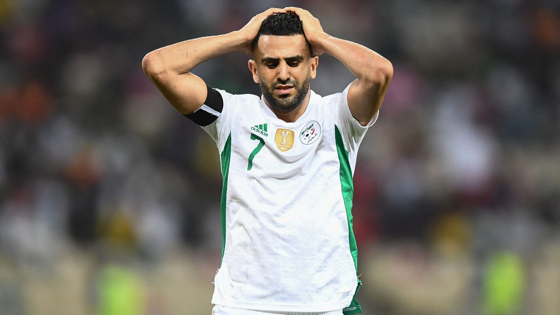 Riyad Mahrez dévoile son pire moment avec l’Algérie : «Quand j’y pense, ça m’énerve encore»