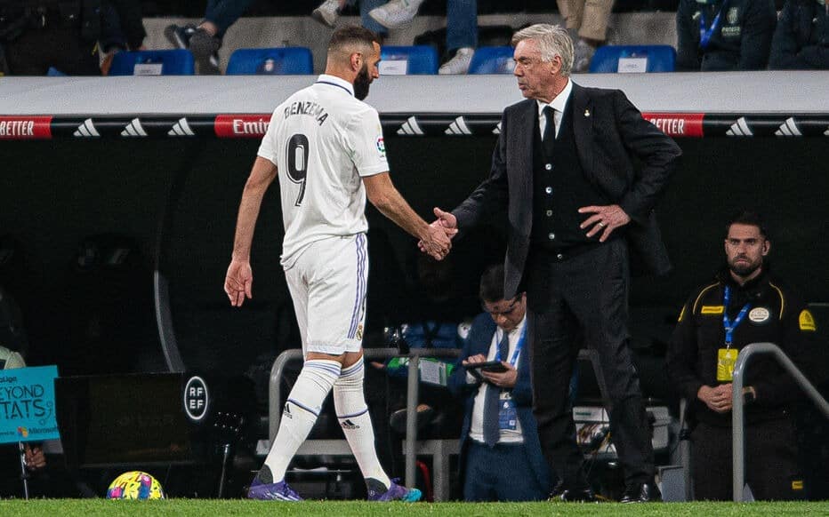 Ancelotti : « Le départ de Benzema me surprend »