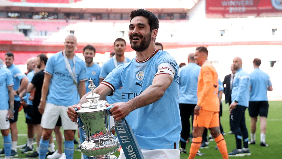 Manchester City : Guardiola pourrait perdre l'un de ses hommes forts 2 image 65