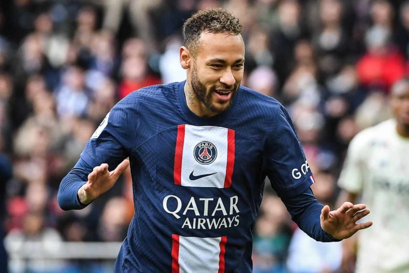 Entraineur parfait pour le PSG, Neymar a fait son choix