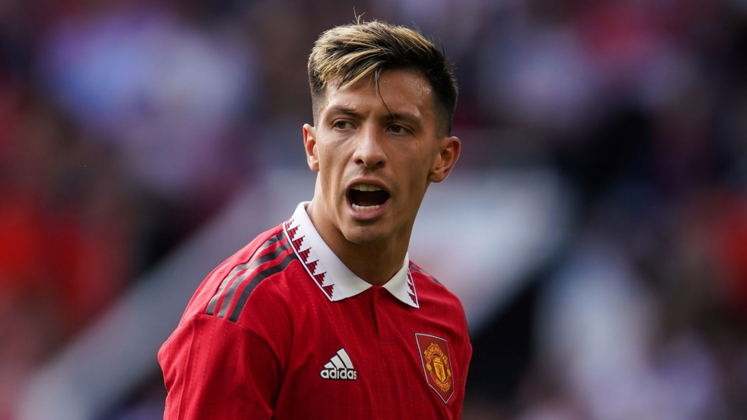 « Aucune comparaison » : Lisandro Martinez nomme le meilleur joueur de l’histoire du football