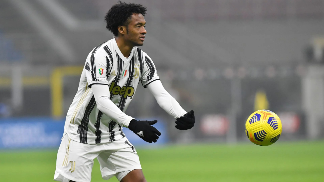 Officiel : La Juventus annonce le départ de Juan Cuadrado !