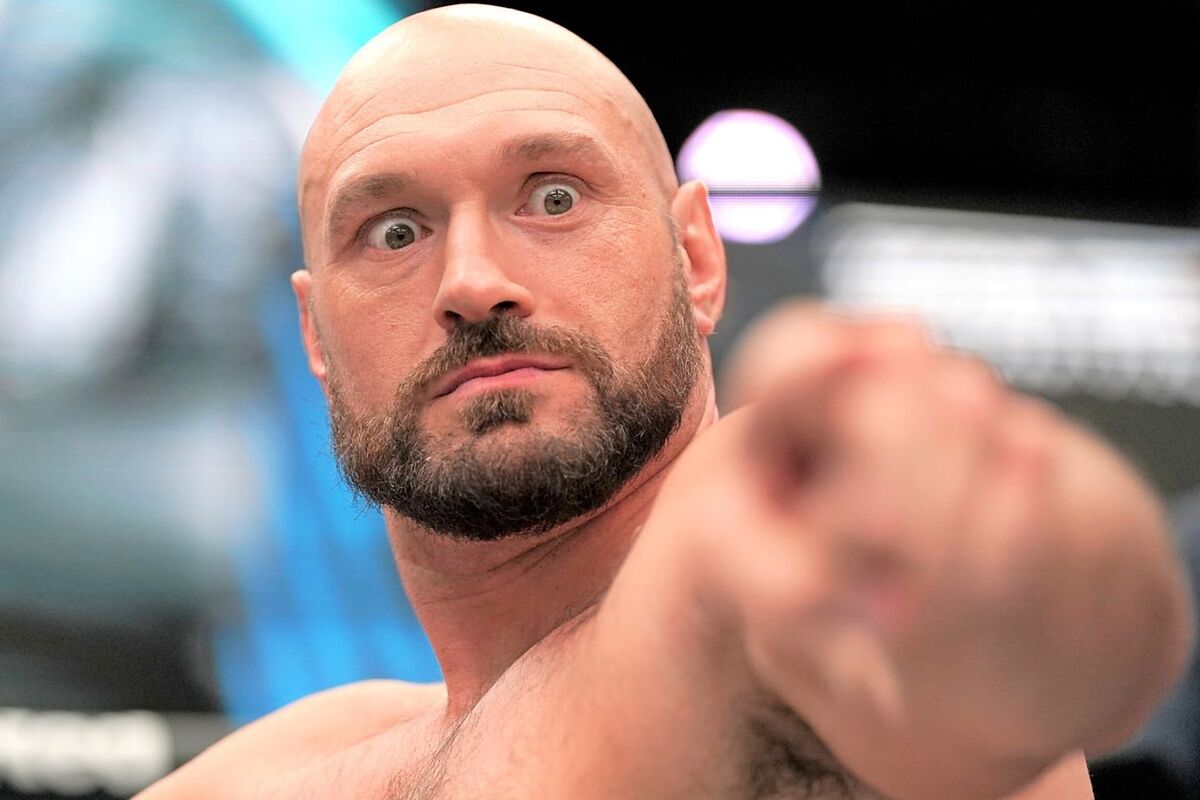 Tyson Fury sort du silence et menace ouvertement Francis Ngannou (Vidéo)