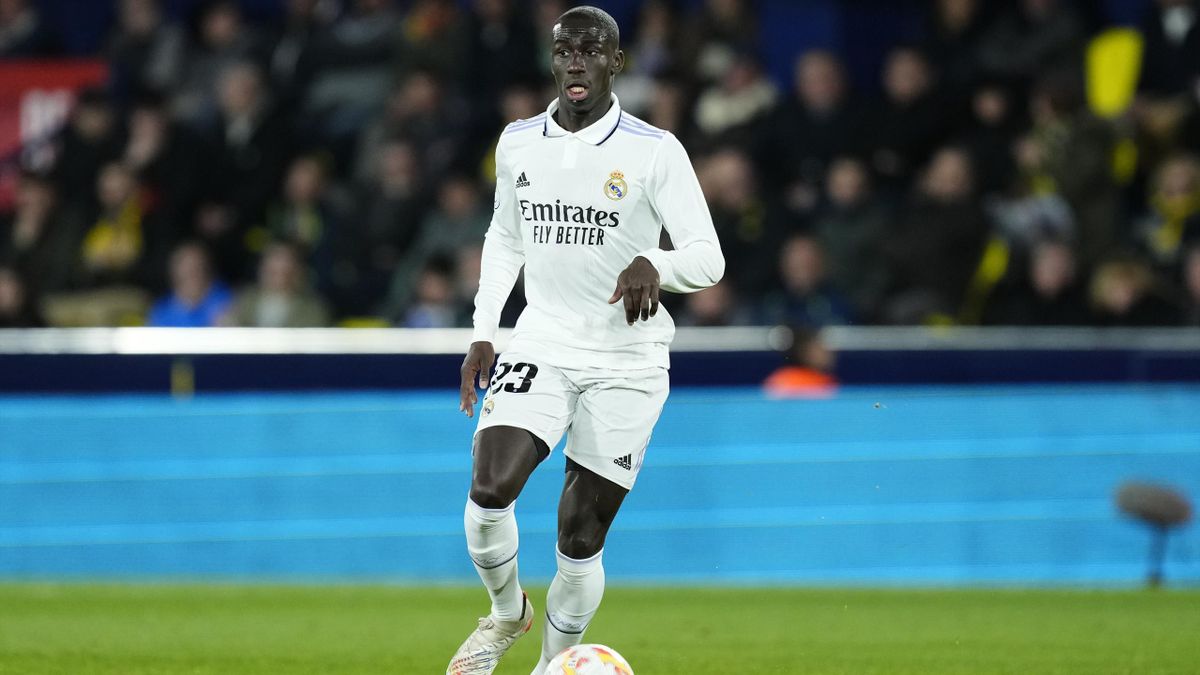 Ferland Mendy proposé à un club saoudien, la réponse fait mal : « Merci, mais gardez-le »