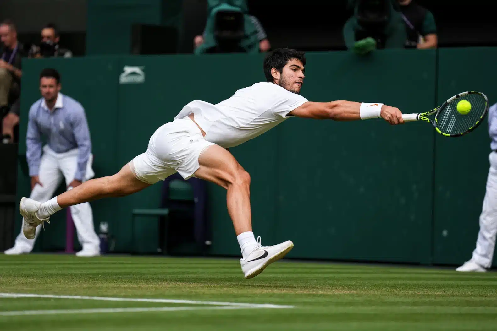 Carlos Alcaraz L’incroyable fortune du numéro un mondial du tennis à