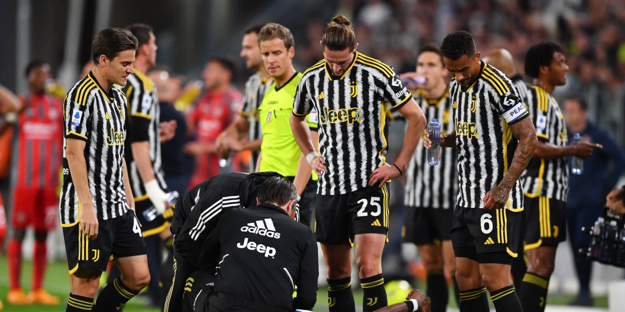 Football la Juventus Turin ecope de 10 points de penalite apres revision de sa sanction