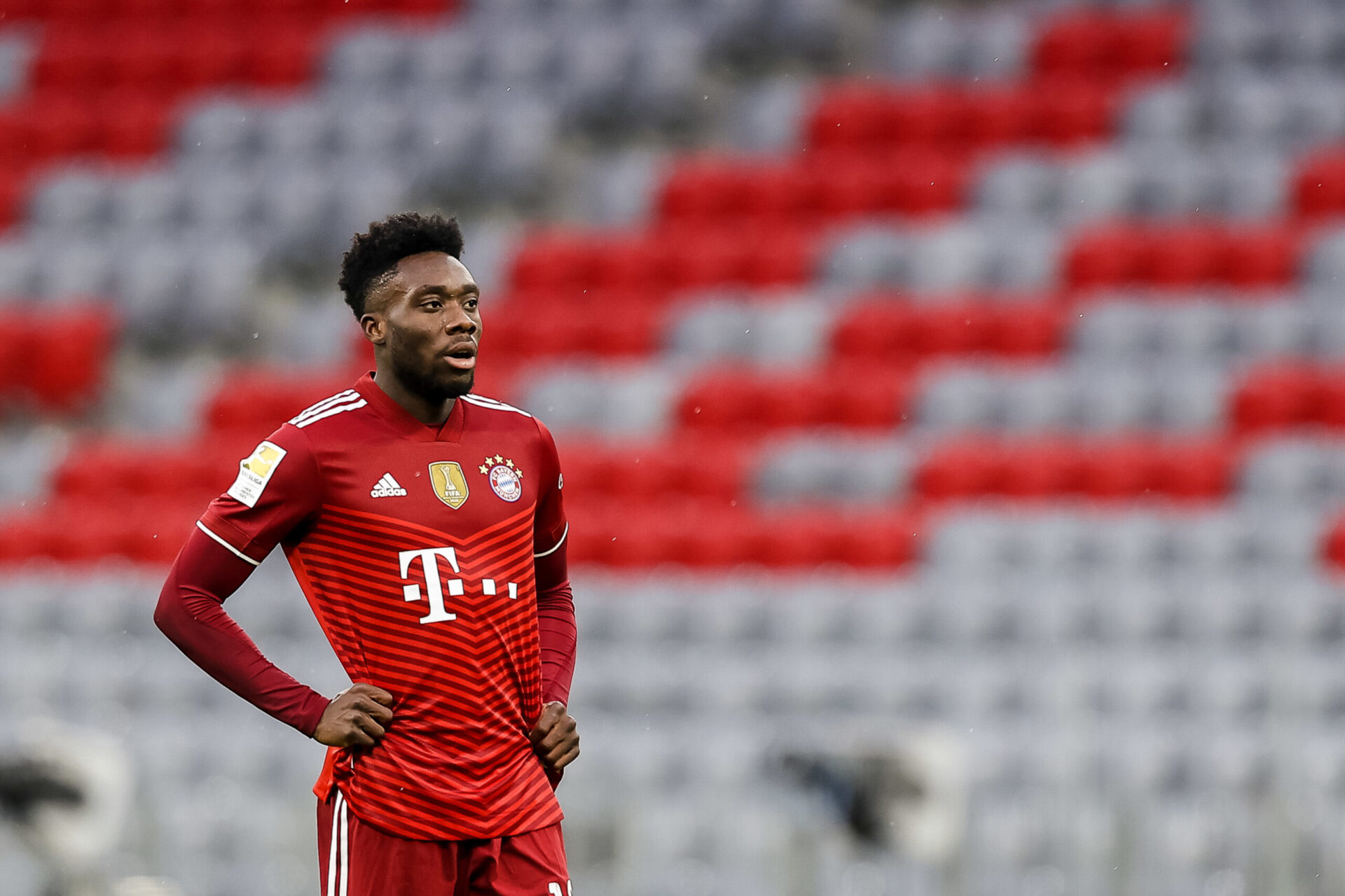 Rester au Bayern ou partir au Real, Alphonso Davies fait son choix !