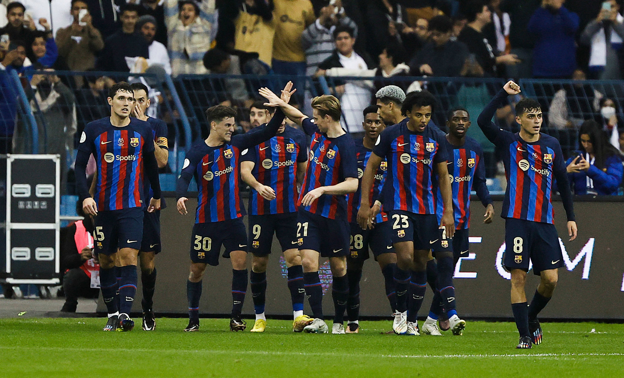 FC Barcelone : Xavi fait le ménage et met huit (8) joueurs à la porte