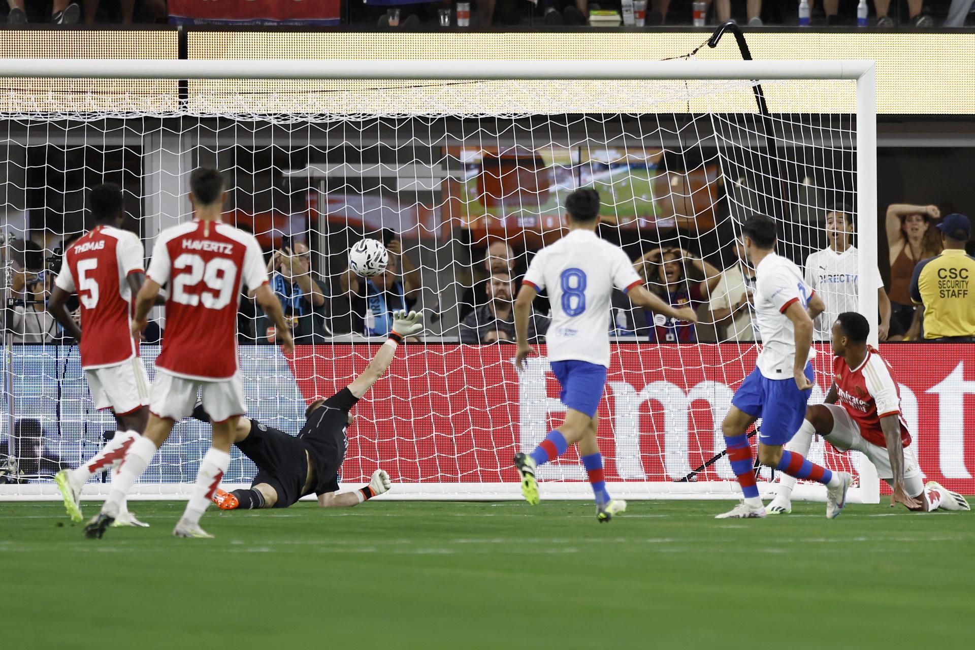 « C’est le plus nul de l’histoire », une star du Barça attaquée après la défaite 5-3