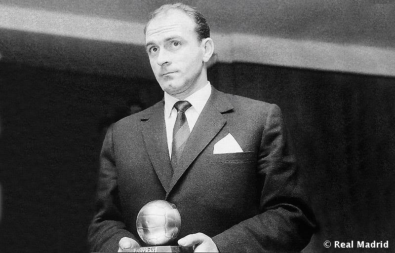 Classement des 10 joueurs qui ont remporté le plus de ballon d'or 6 Alfredo Di Stéfano – Argentine puis Espagne – 2 ballons d’or