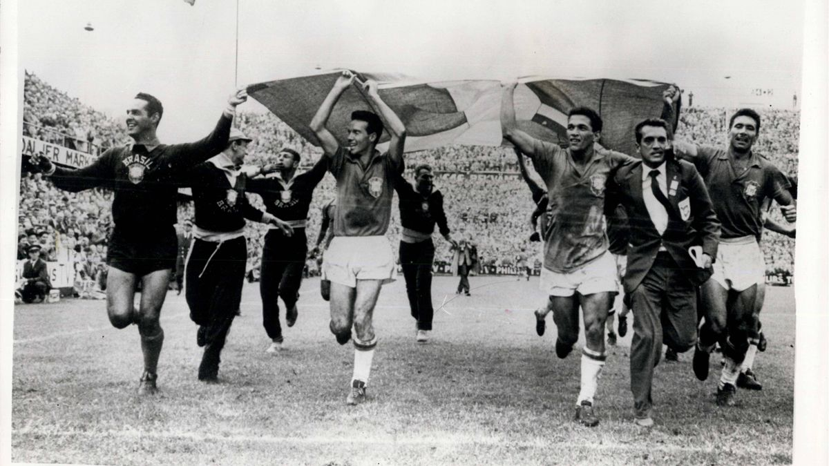 Classement des joueurs qui ont remporté le plus de Coupe du monde 7 Nilton Santos (Brésil) - 1958 / 1962
