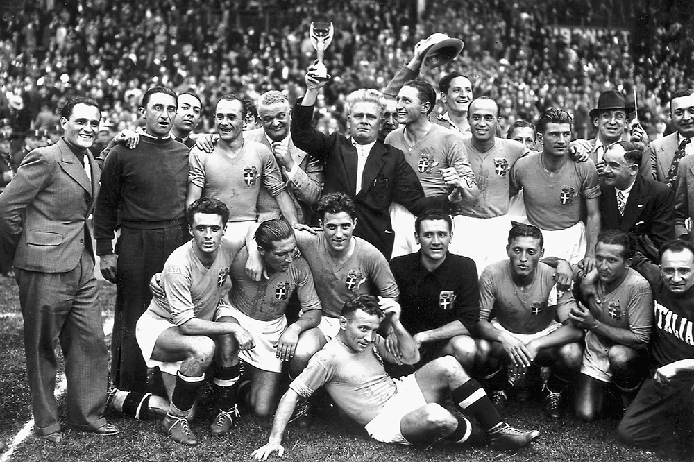 Classement des joueurs qui ont remporté le plus de Coupe du monde 21 Monzeglio (Italie) - 1934 / 1938