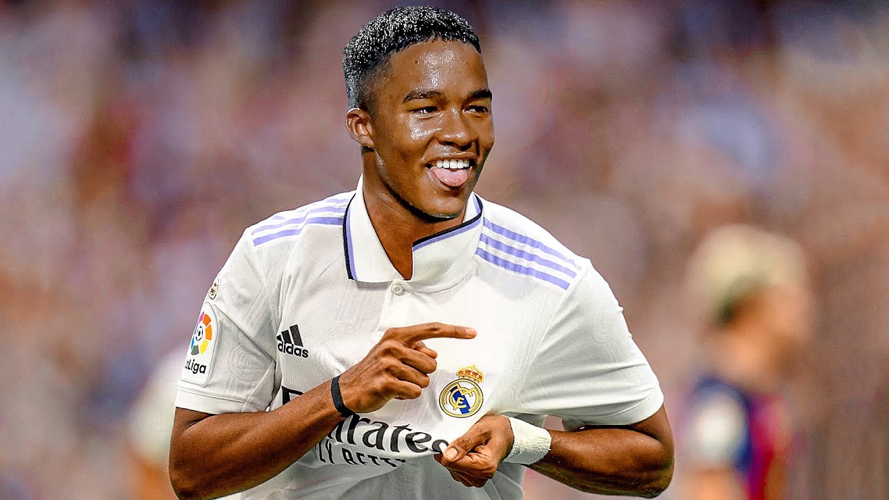 Real Madrid : Endrick révèle ses ambitions démesurées tout en faisant éloge à Vinicius JR