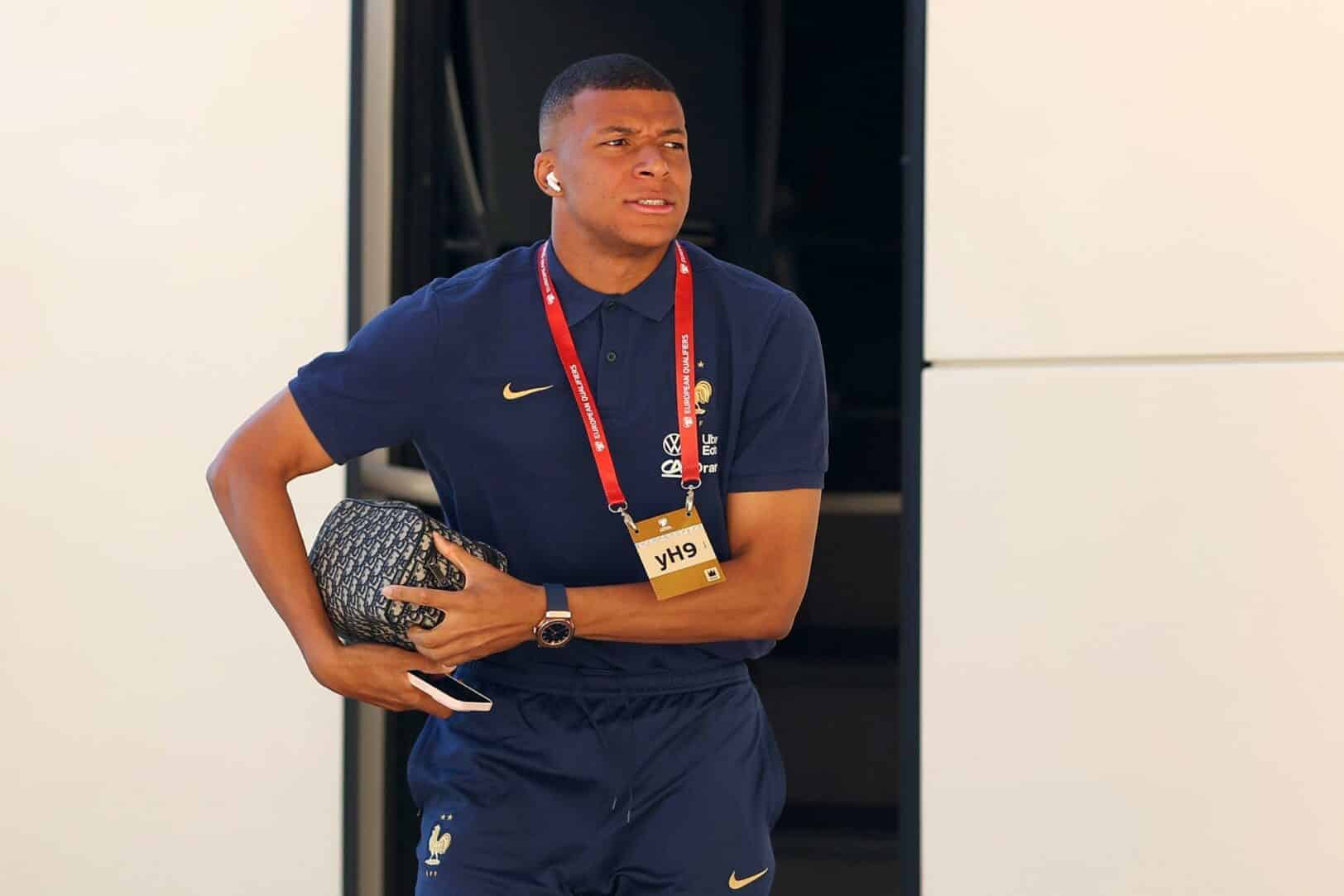 Kylian Mbappé avec les Bleus de France.