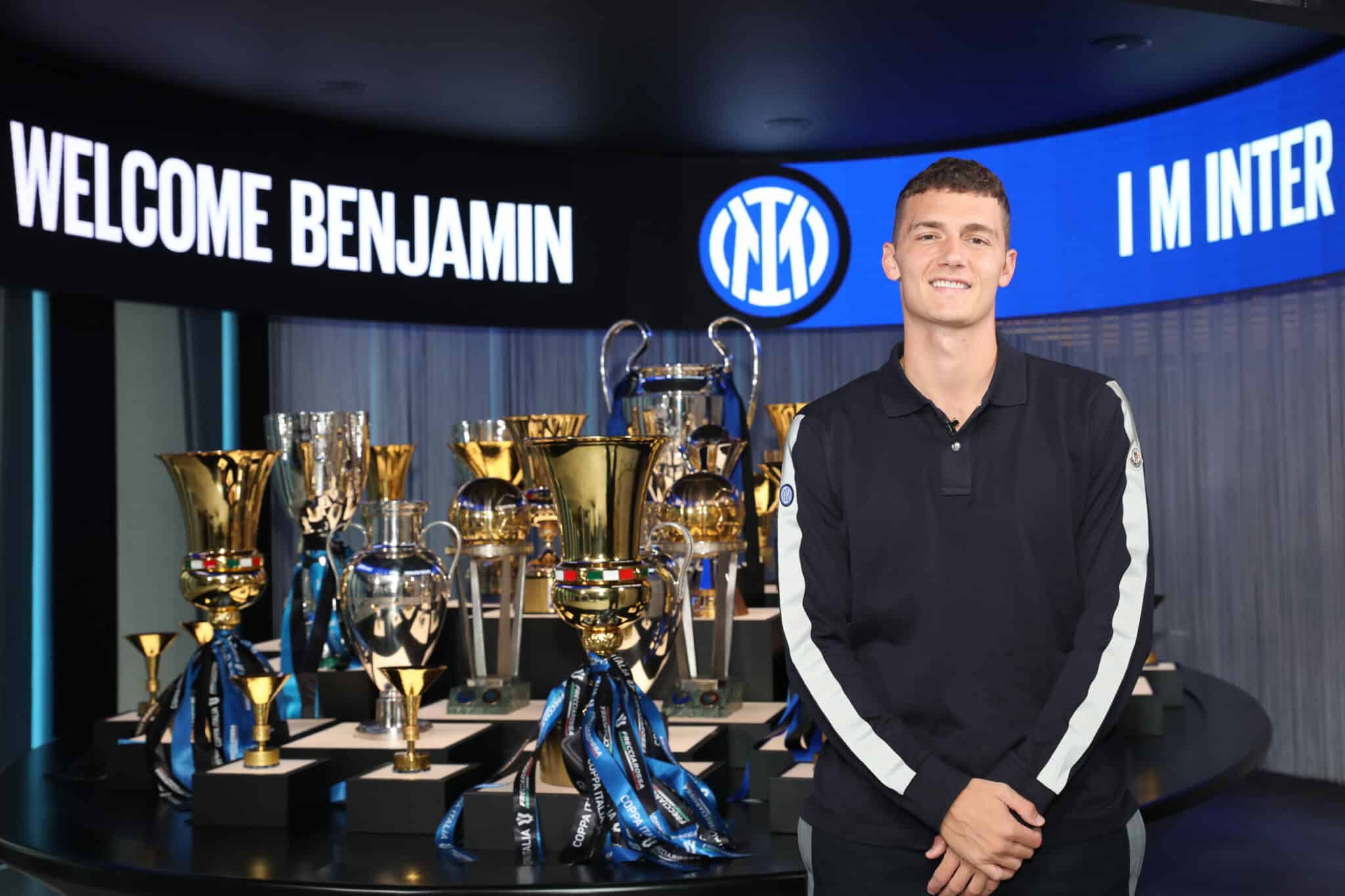 OFFICIEL : Benjamin Pavard débarque à l’Inter Milan !