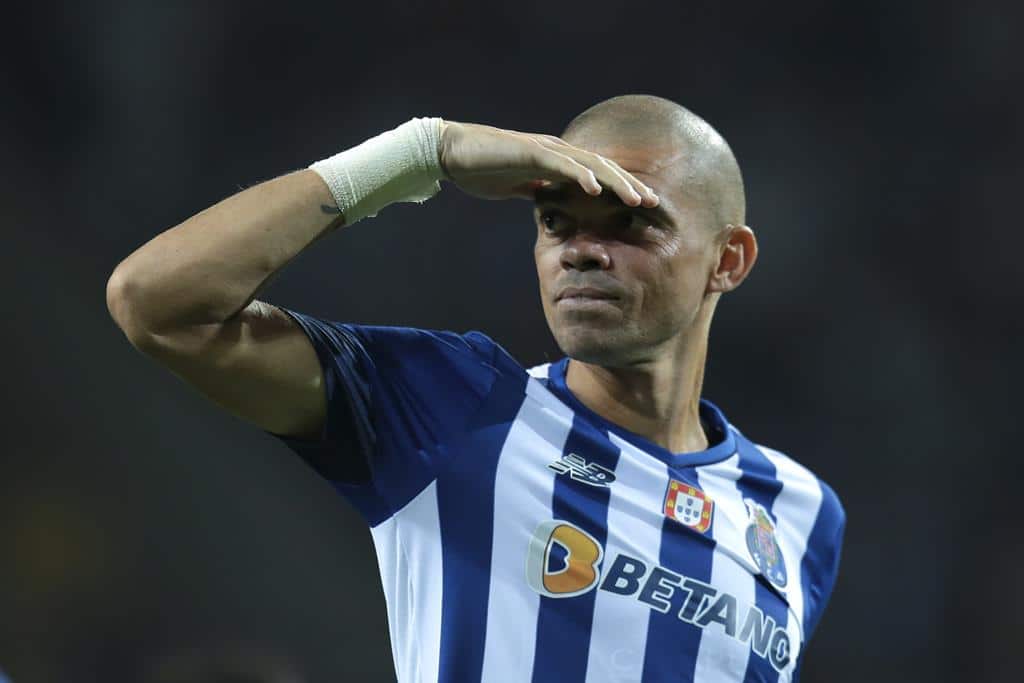 Du jamais vu au Portugal, Pepe établit un record légendaire !