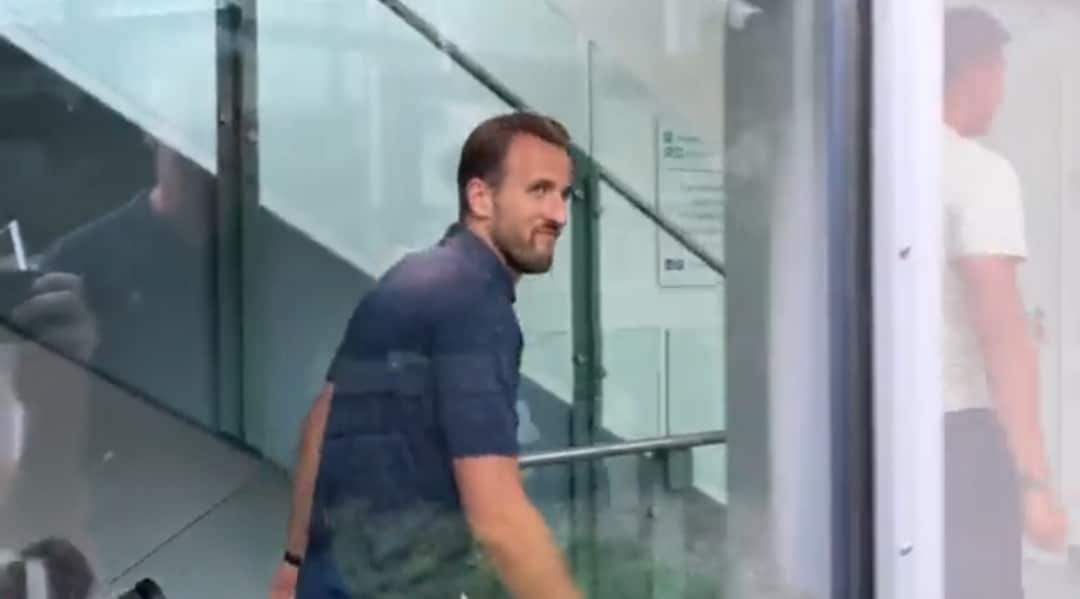 Recrue XXL du Bayern, Harry Kane accueilli en une rock star par les Bavarois (Vidéo)