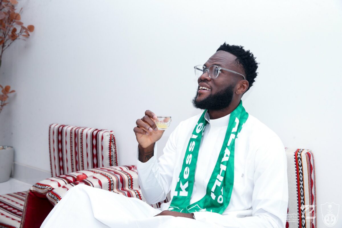 « Je te souhaite le meilleur mon ami », le message touchant d’un cadre du Barça à Kessié Kessie Al Ahli