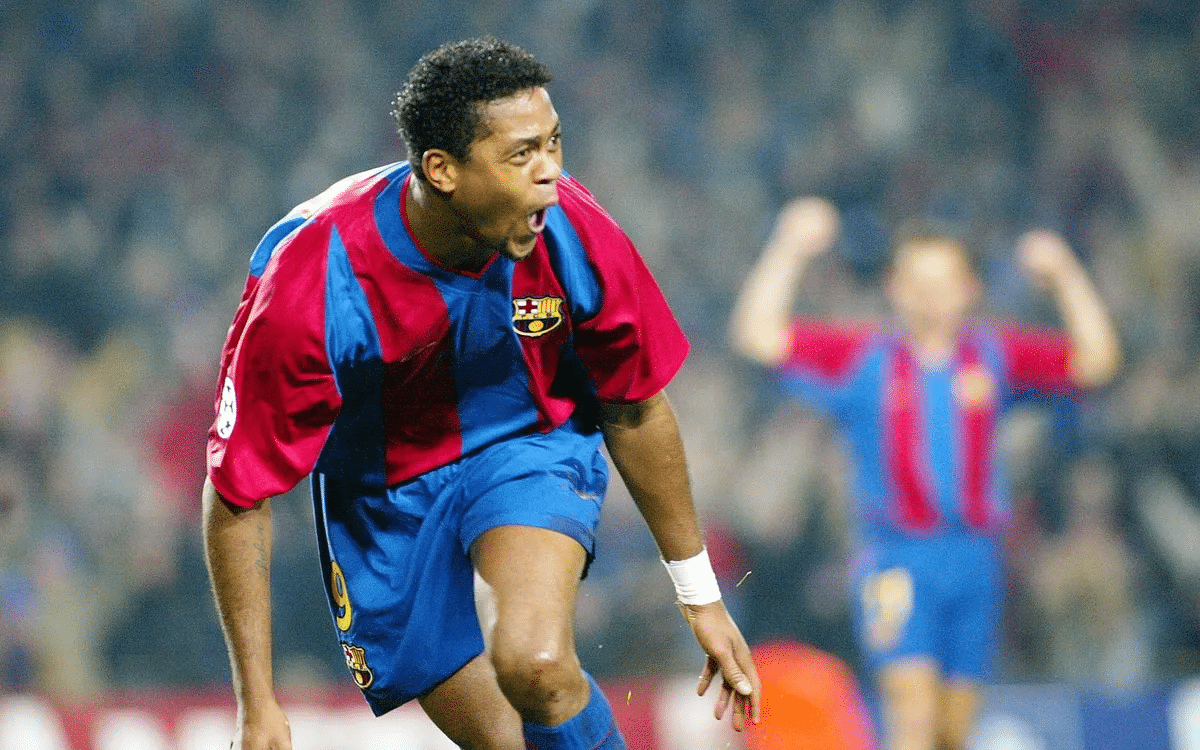 Les 5 meilleurs joueurs à avoir porté le maillot n°9 du FC Barcelone depuis 1995 4 image 631