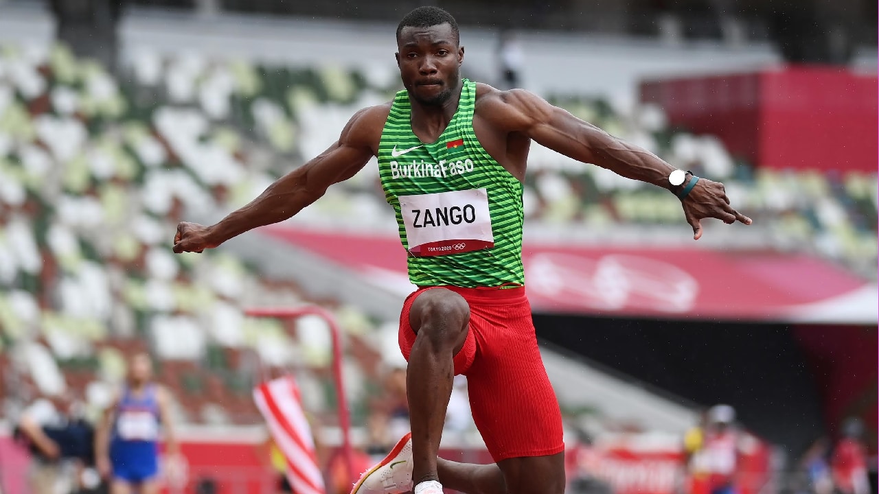 Mondiaux d’athlétisme 2023 : Il écrit l’histoire, Hugues Zango décroche l’or pour le Burkina et l’Afrique