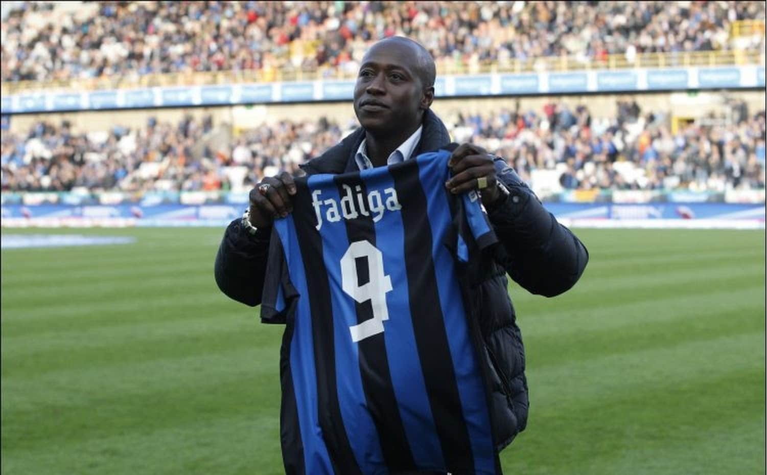 Khalilou Fadiga avec le maillot de l'Inter Milan
