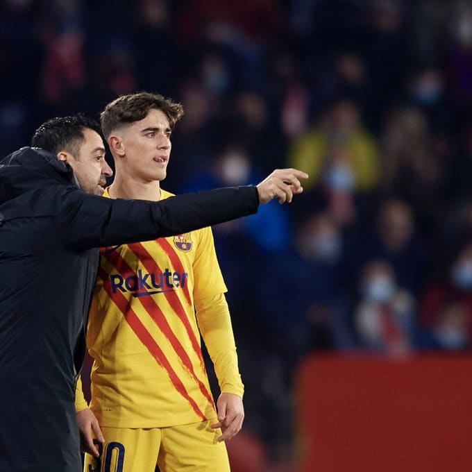 La grosse mise au point de Xavi sur un joueur : «Je n'ai jamais dit qu'il allait partir» 2 Gavi Barça