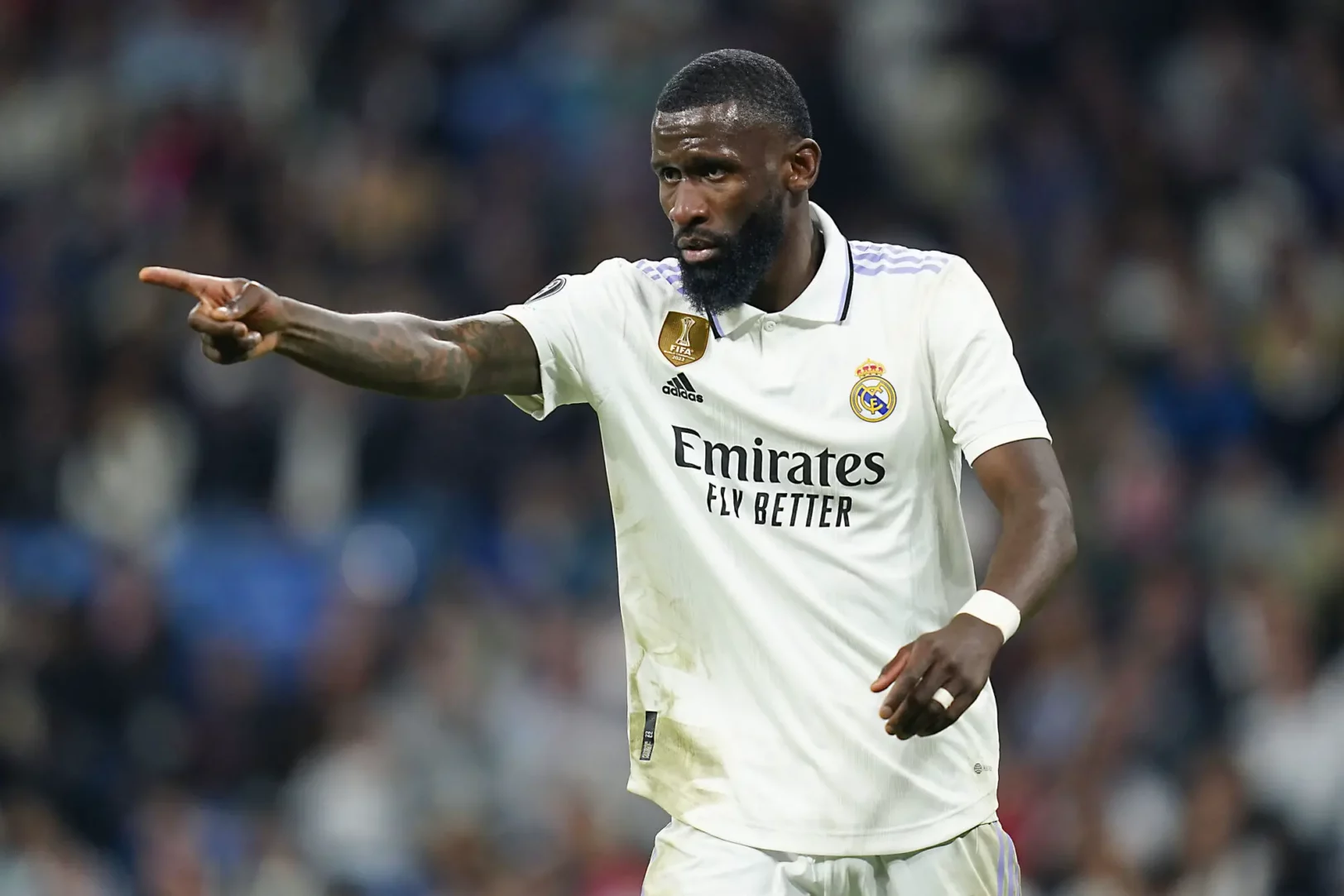 Ligue des Champions 2023-2024 : Özil dévoile son incroyable onze de rêve sans Vinicius Jr 4 onze de rêve de Mesut Özil