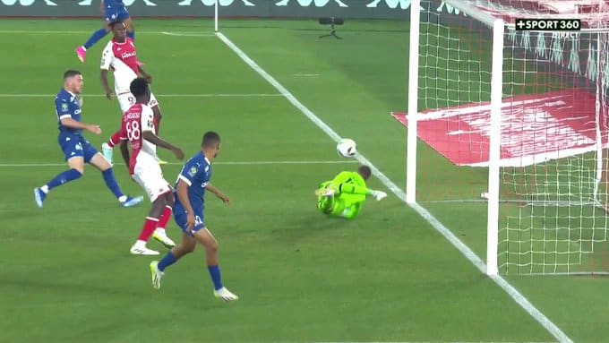 Passe d’Aubameyang, but d’Iliman Ndiaye, l’OM ouvre le score face à Monaco (Vidéo)