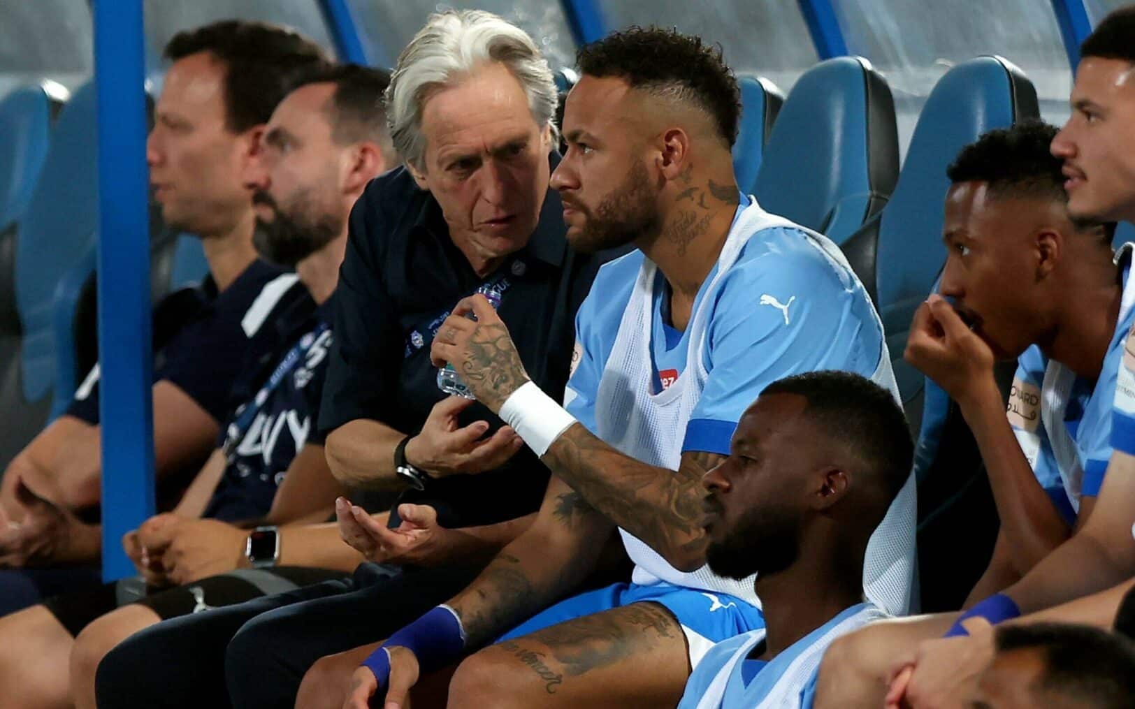Jorge Jésus se justifie : « J'ai décidé d'écarter Neymar car … » 2 Jorge Jesus Neymar scaled aspect ratio 512 320