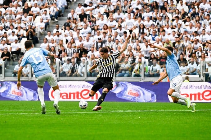 Serie A : Vlahovic double buteur, la Juventus enlève le choc face à la Lazio