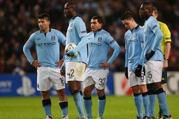 Balotelli : "C'est l’un des meilleurs 9 actuels, mais il n’est pas meilleur que Tevez" 2 Manchester City FC v Ajax Amsterdam UEFA Champions League