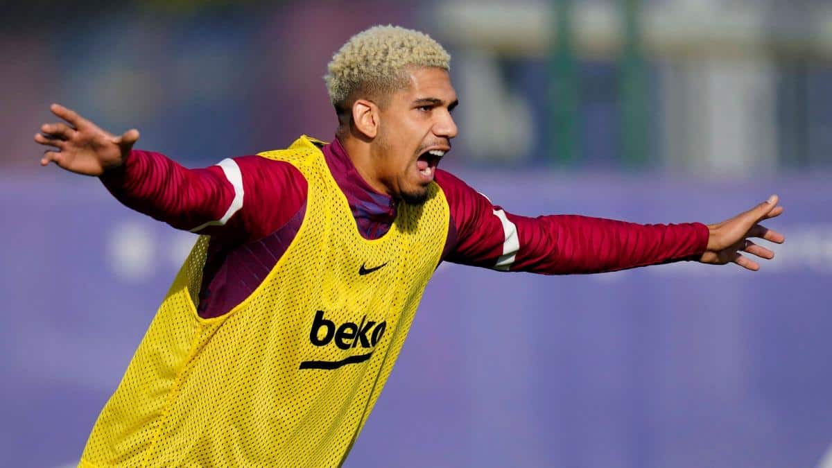 Barça : Le plan de retour d’Araujo