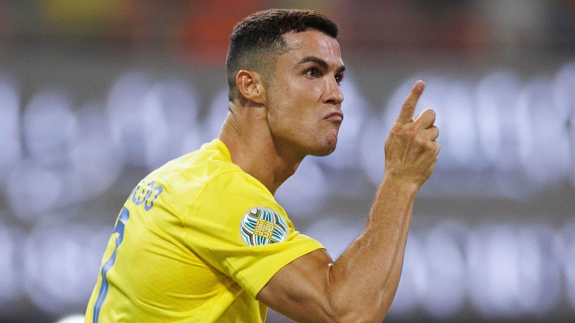 Il sort un gros dossier sur Ronaldo : «Cristiano m’a empêché d’aller à l’école»