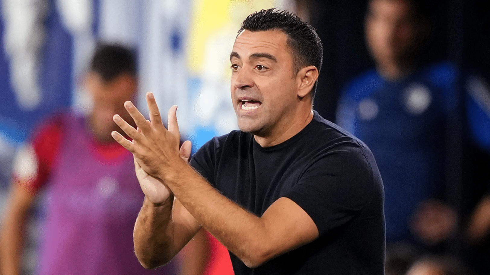 Xavi sur Vitor Roque