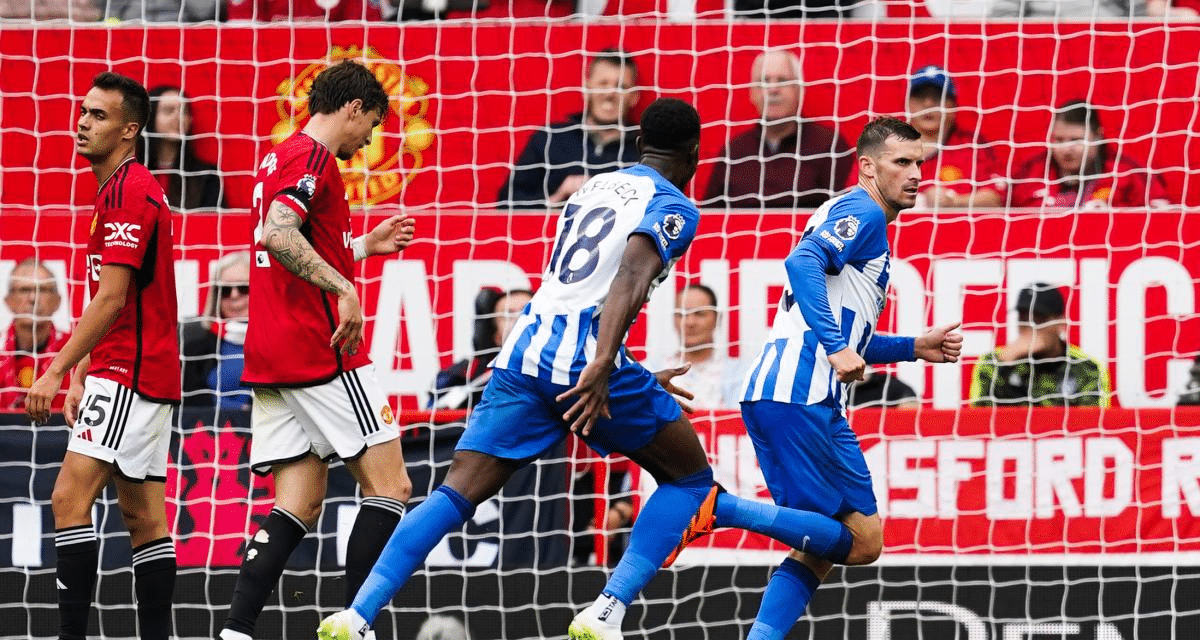 VIDEO : Les supporters de Man United chantent le nom de Ronaldo lors de la désastreuse défaite contre Brighton : "Viva Ronaldo" 2 Manchester United et Ronaldo