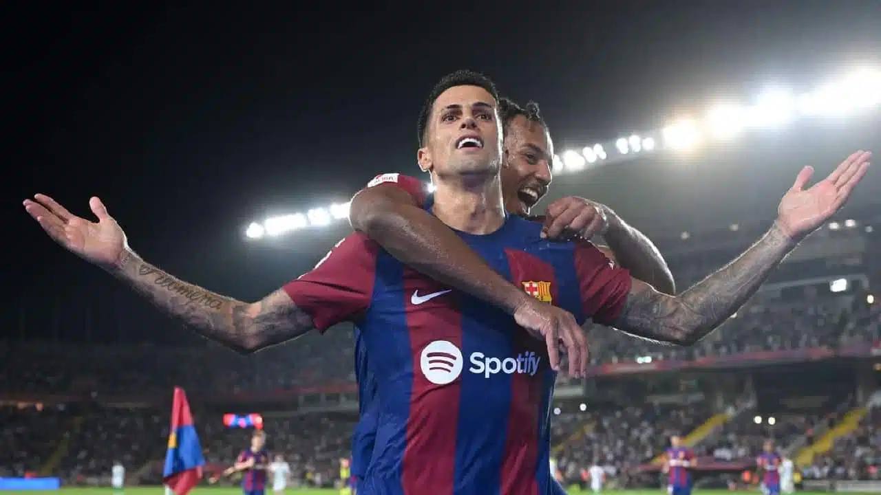 Entre Manchester City et le Barça, Joao Cancelo tranche : "C'est la meilleure équipe du monde" 2 Cancelo