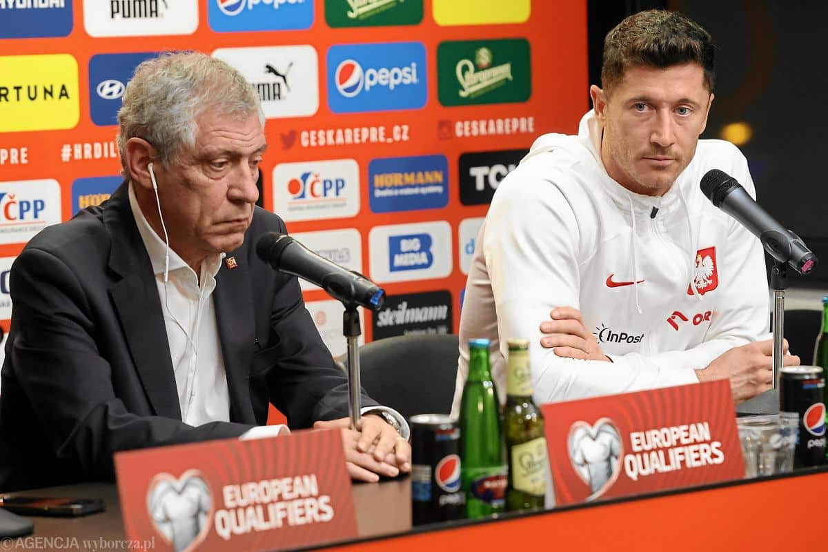 z30175537AMPFernando Santos i Robert Lewandowski przed meczem