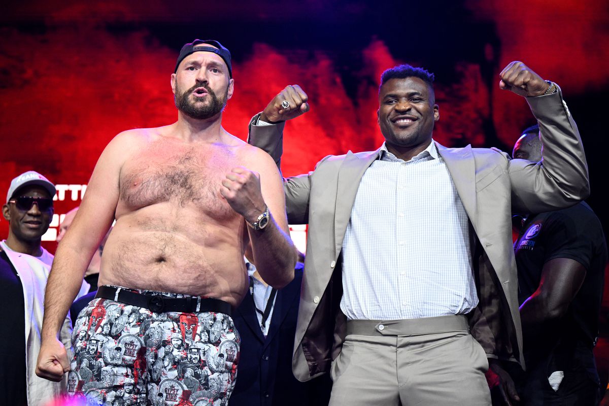 Fernand Lopez vend cher Francis Ngannou avant Fury : "Il a déjà gagné" 3 Francis Ngannou contre Tyson Fury